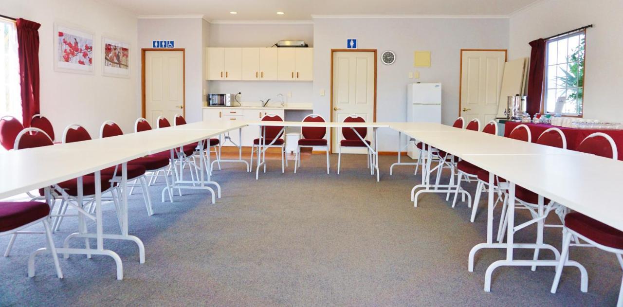 The Esplanade Motel & Conference Centre Palmerston North Exterior photo